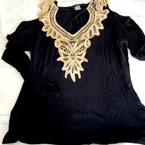 Venus cold shoulder top with sepia lace accent